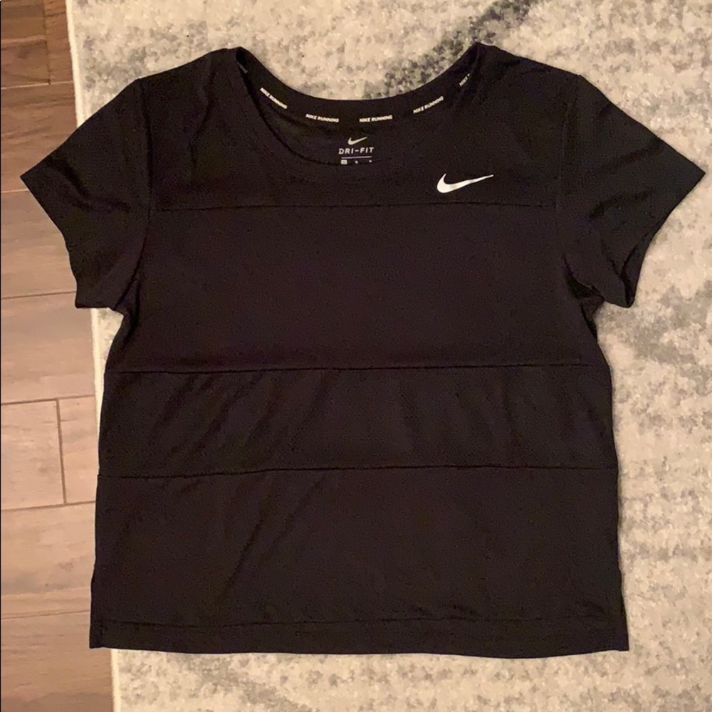 NWOT Nike women’s dri-fit running t-shirt
